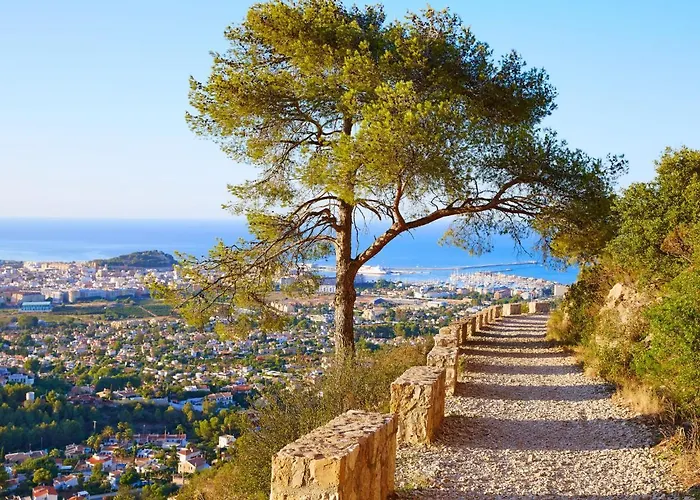 Medusas By Interhome * Денія