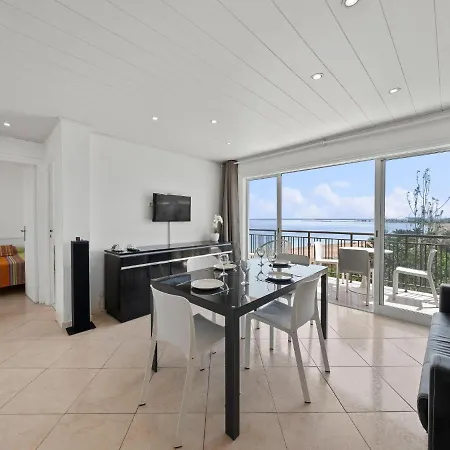 Medusas By Interhome Dénia