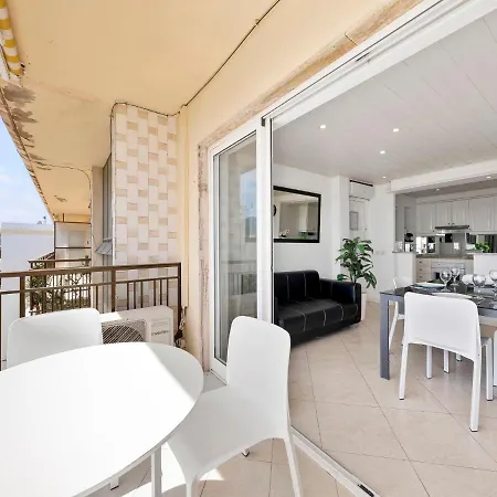Medusas By Interhome * Denia
